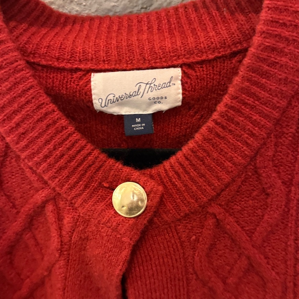 Red Universal Thread Cardigan - Picture 2 of 4